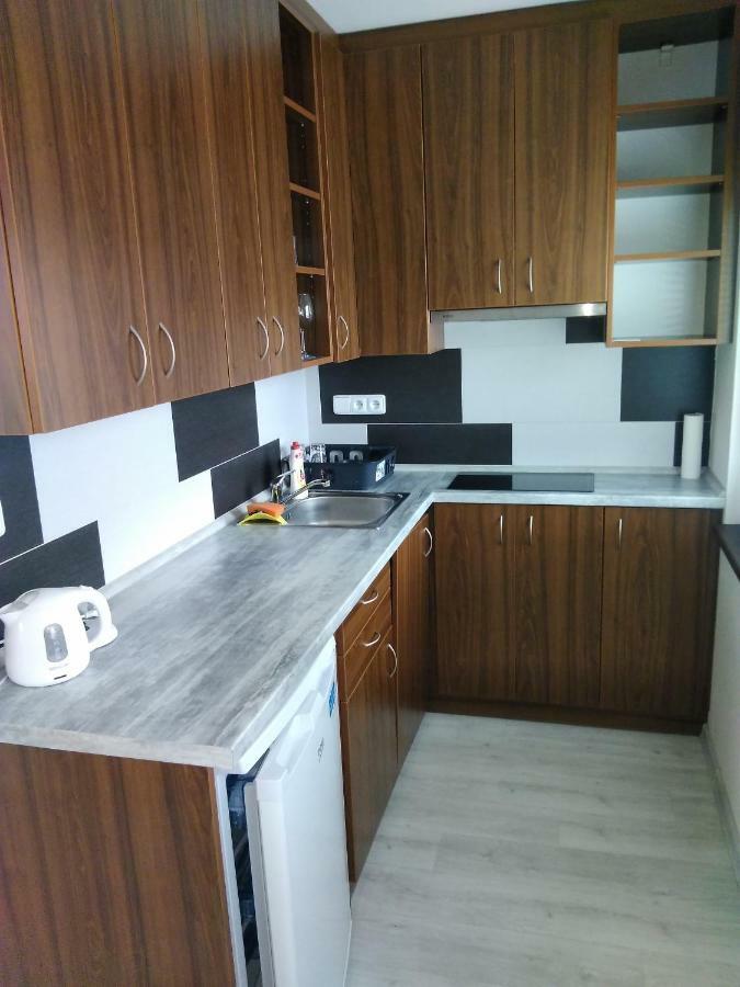 Vinoteka "U Kozu" Hotell Nové Město nad Metují Eksteriør bilde